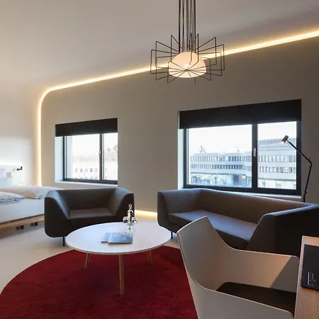 Hotel Ernst Leitz Direkt Neben Der Leica Welt 4*
