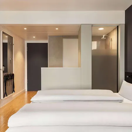 Hotel Ernst Leitz Direkt Neben Der Leica Welt