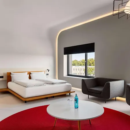 Vienna House By Wyndham Ernst Leitz Отель