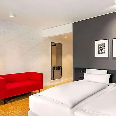 Hotel Ernst Leitz Direkt Neben Der Leica Welt 4*