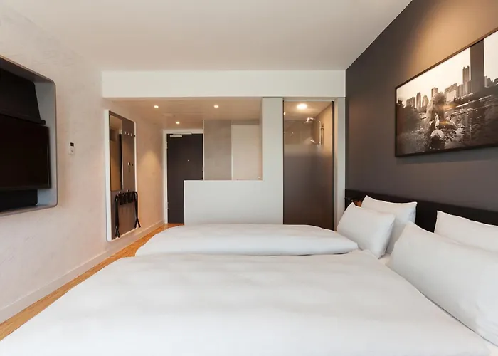 Vienna House By Wyndham Ernst Leitz Wetzlar